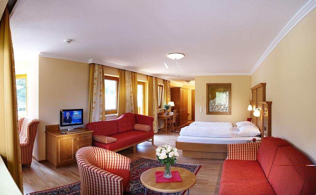 Das Pfandler Hotel Пертизау Екстер'єр фото